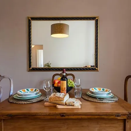 Renovated 19th Century Florença