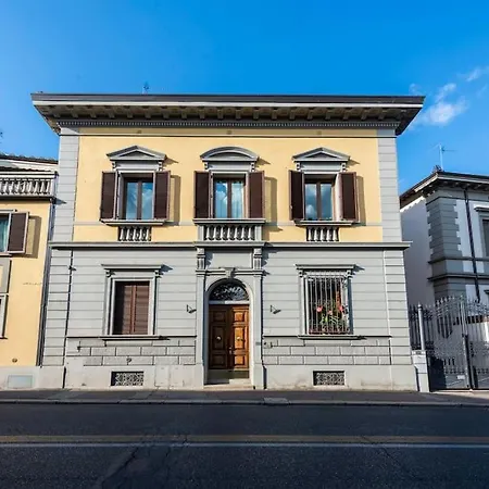 Renovated 19th Century Διαμέρισμα